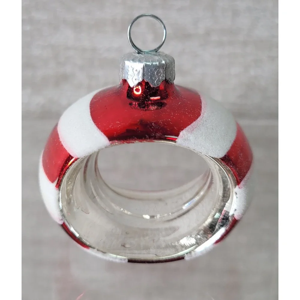 Crate & Barrel Christmas Ornament Napkin Rings Placecard Holders Red White 8 NEW